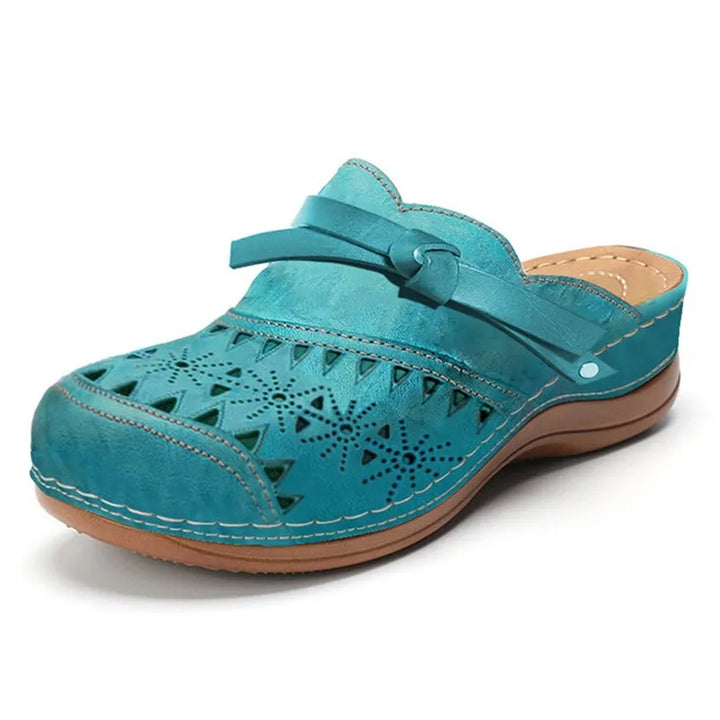 Lyra™ Orthopedic Clogs